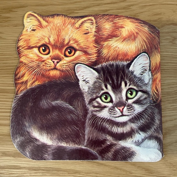 Vintage! The Kitten Book A Golden Shape Book By Jan Pfloog 1971 Paperback Book - Picture 3 of 7